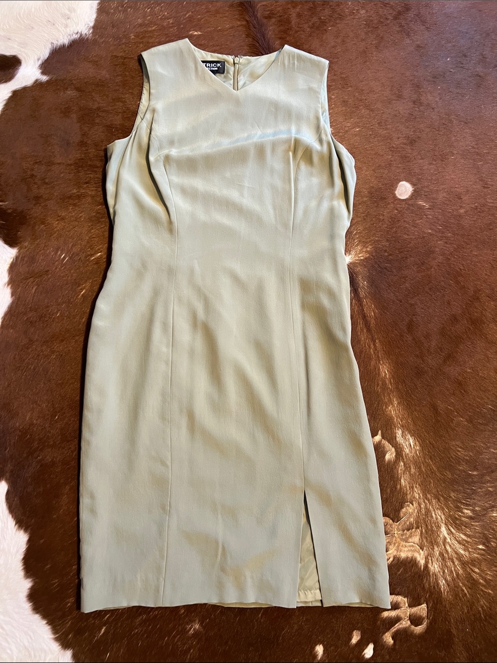 Patrick Collection Silk Dress Womens Sz 10 Sage green Sleeveless Sheath Cocktail